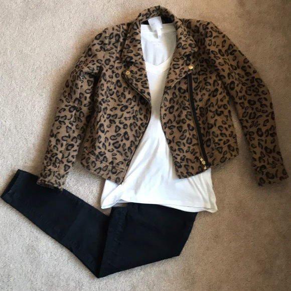 Ridiculously cute leopard print jacket - Picture 2 of 5